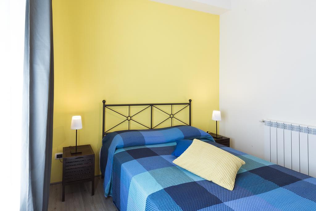 B&B Sleep & Zupp Napoli Ruang foto